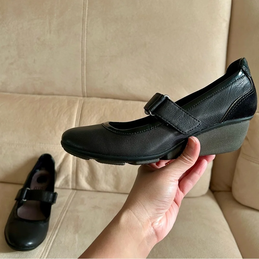 Clarks gently worn